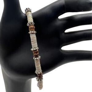 Wooden Bead & Shell Disc Surfer Unisex Bracelet 7.5 Inch